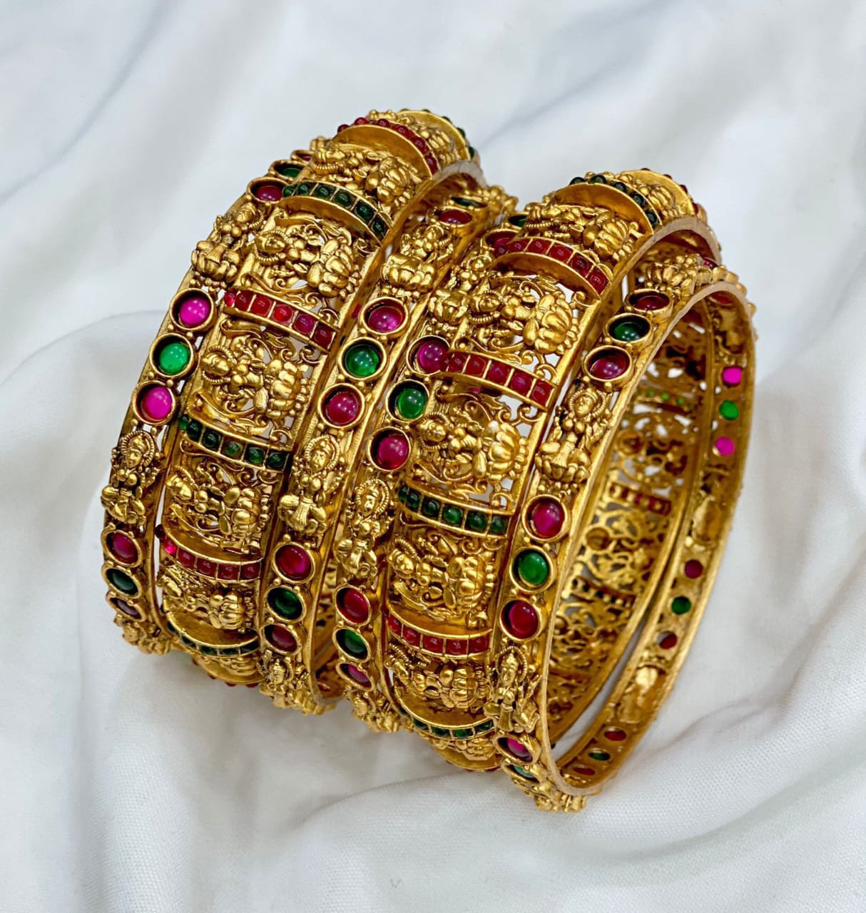 Bangles Set