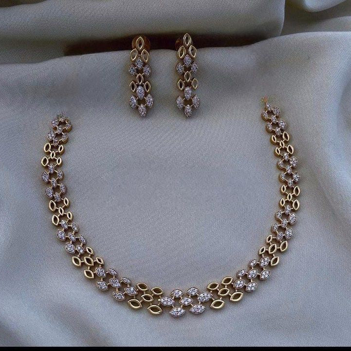 Diamond Design Neck Set